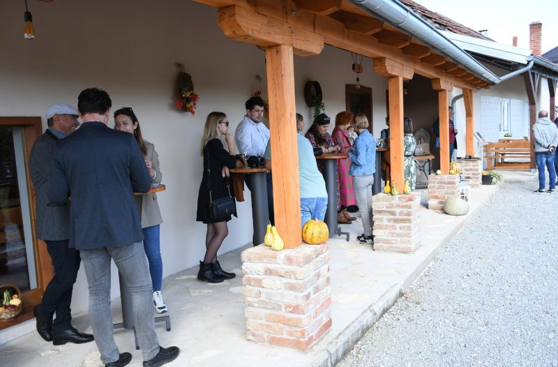 Bjelovar - grad-bjelovar.com, Gospodarstvo - Kušaonica OPG-a Bačak