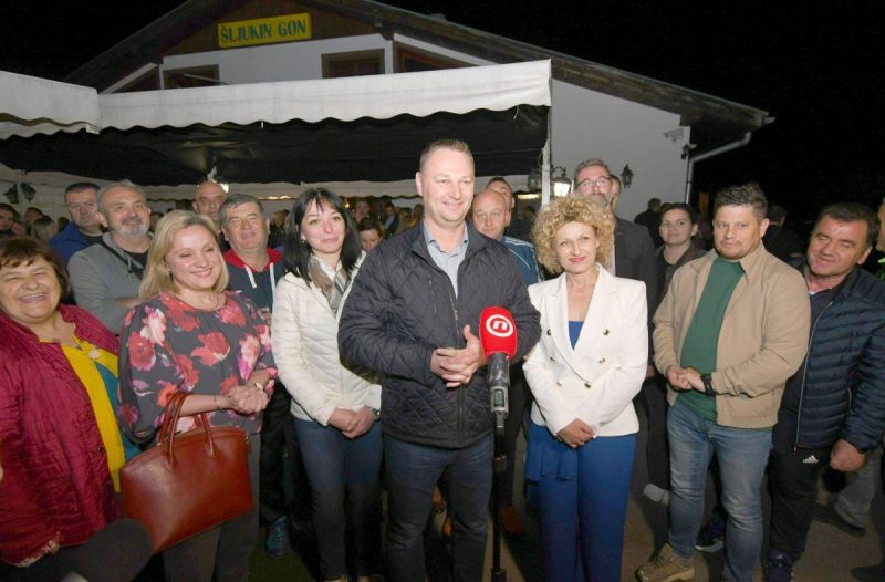 Bjelovar - grad-bjelovar.com, Politika - Veliko slavlje u stožeru Marka Marušića
