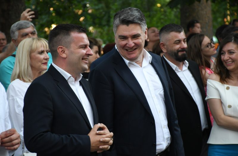 Bjelovar - grad-bjelovar.com, Kazališta - Predsjednik RH upoznao Caricu
