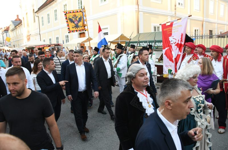 Bjelovar - grad-bjelovar.com, Kazališta - Predsjednik RH upoznao Caricu