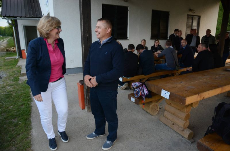 Bjelovar - grad-bjelovar.com - HSLS-ovci prema Europi